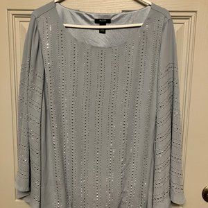 WOMEN'S ALFANI BRAND BLOUSE IN A SOFT BLUE WITH METALIC TRIM IN SIZE 18W